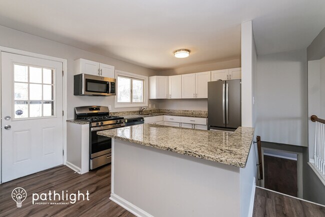 Building Photo - 3602 25th Ave, Temple Hills, MD, 20748