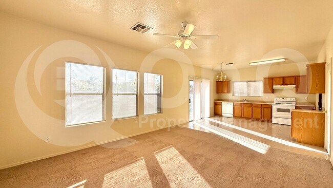 Foto del edificio - 2499 S Marble St