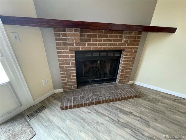 Building Photo - 4250 S Mobile Cir