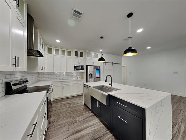 Building Photo - 1920 Carver Ave