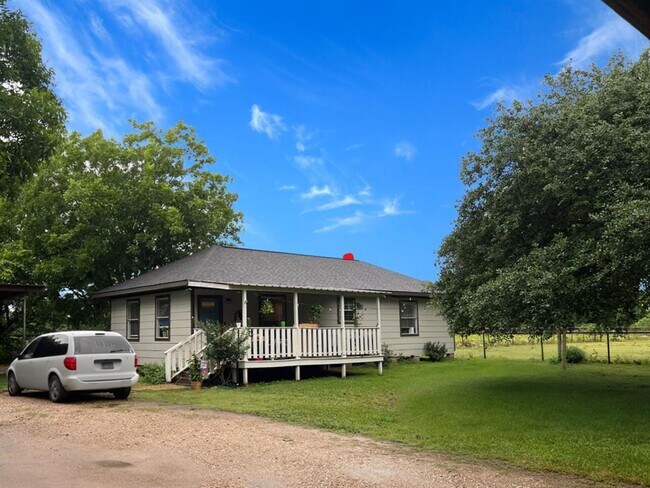 Foto del edificio - 1606 Wagon Rd