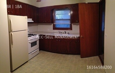 Foto del edificio - 1411 52nd St SE
