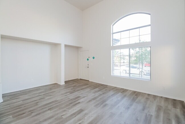 Foto del edificio - 7925 W Claremont St