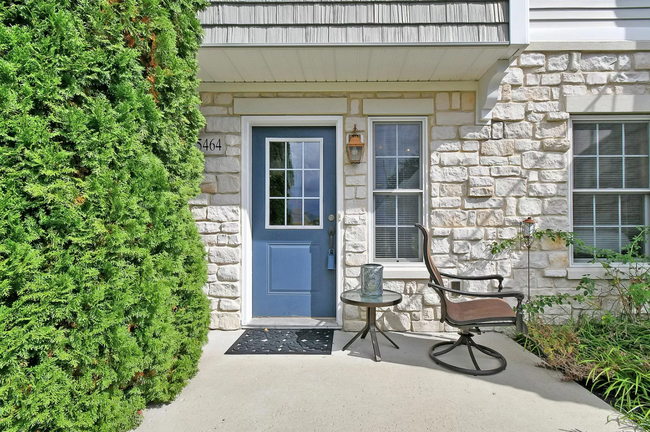 Foto del edificio - 5465 Bull Creek Dr