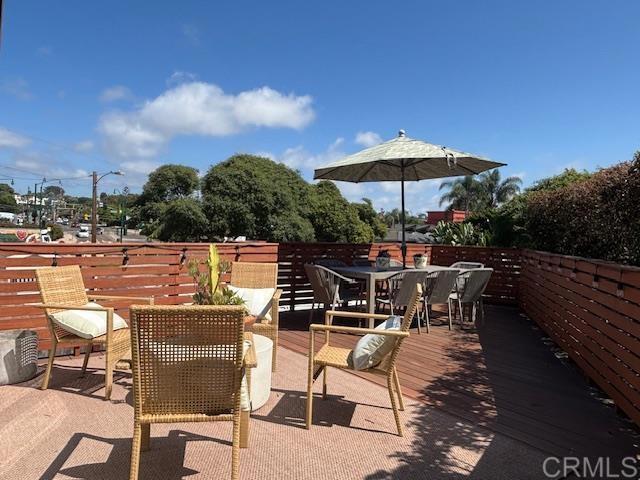 Building Photo - 123 Jasper St