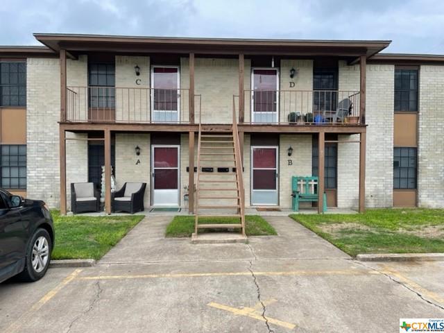 Foto principal - 1006 N Valley St