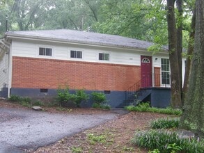 Building Photo - 225 Habersham Dr