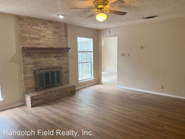 Building Photo - 3 br, 2.5 bath House - 5730 SPRING MOON