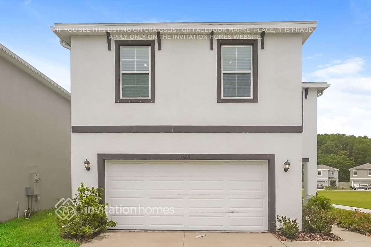 Foto principal - 2465 Moon Shadow Rd
