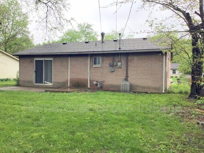 Foto del edificio - 3943 Richelieu Rd