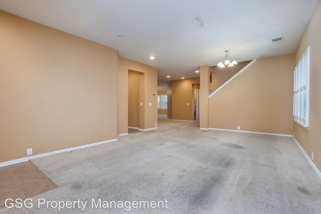 Building Photo - 5 br, 4 bath House - 11934 William Carey