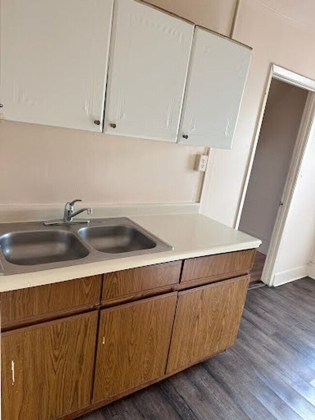 Foto del edificio - 605 N 30th St