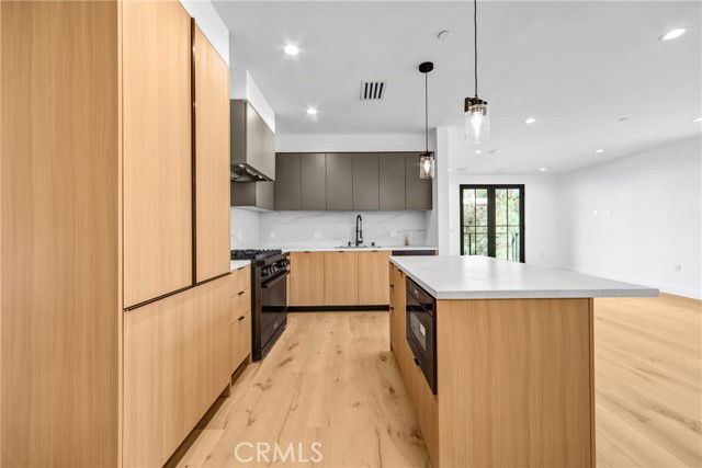 Foto del edificio - 10352 Riverside Dr