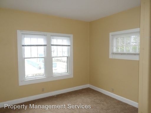 Building Photo - 807 Carlyle Pl