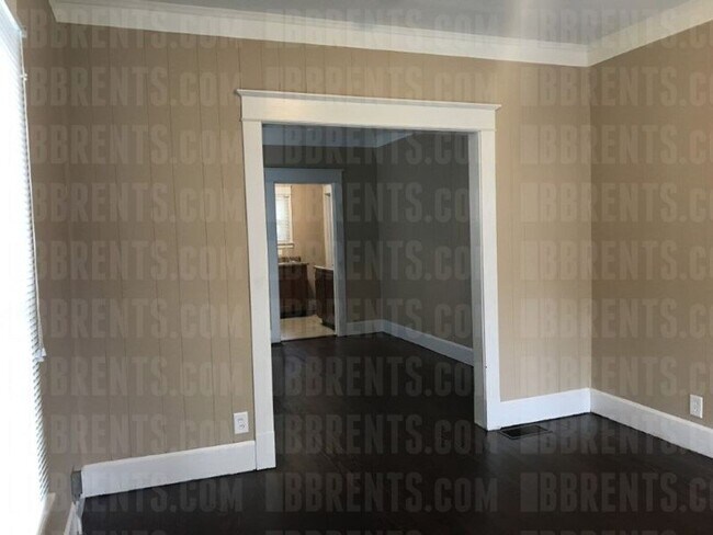 Foto del edificio - 216 Harrison 2BR/1BA (Middletown)