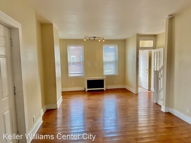 Foto del edificio - 2 br, 1 bath House - 117 Dickinson Street