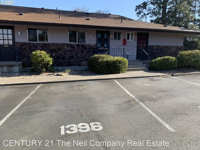 Foto del edificio - 2 br, 1.5 bath House - 1396 SE Court Ave