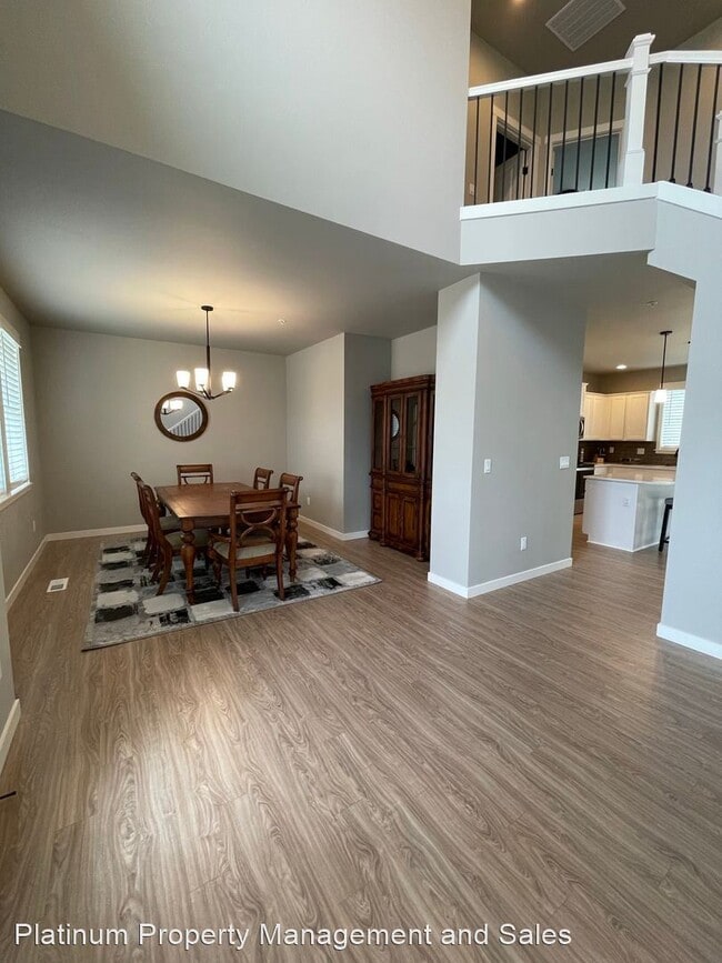 Building Photo - 3 br, 2.5 bath House - 3061 N Breckenridge Dr