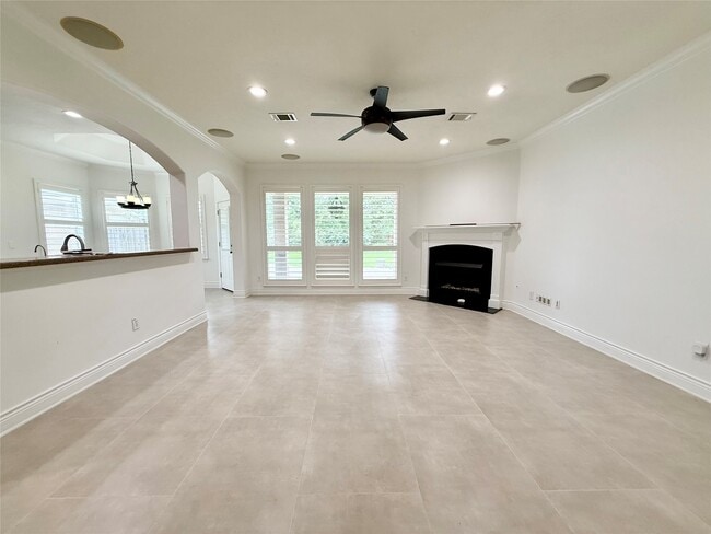 Building Photo - 8431 Big Bend Dr