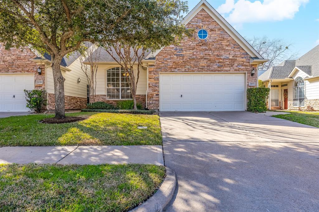 Foto principal - 2107 Ridge Wood Ln