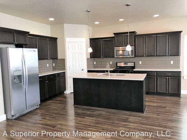 Building Photo - 3 br, 2.5 bath House - 21381 NE Evelyn Place