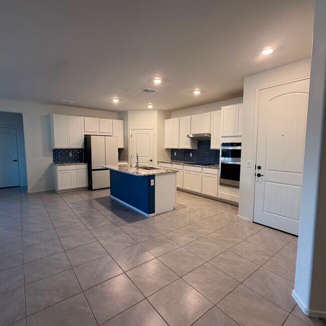 Foto del edificio - 9020 E Pantano Bluff Dr