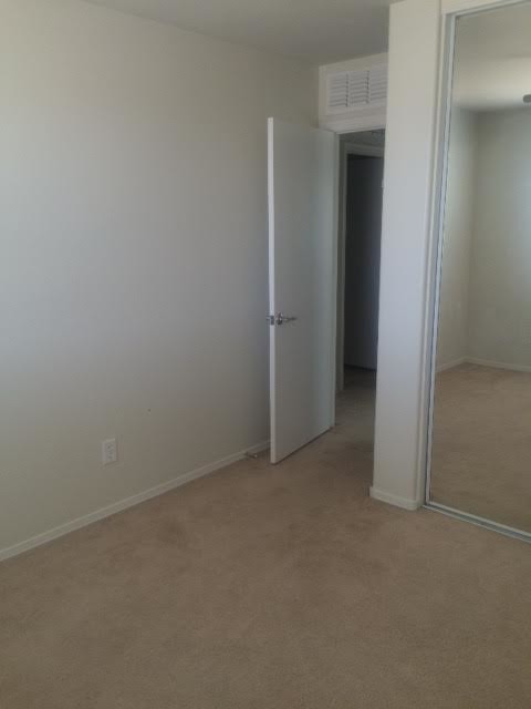 Foto del edificio - 2982 N Daisy Dr