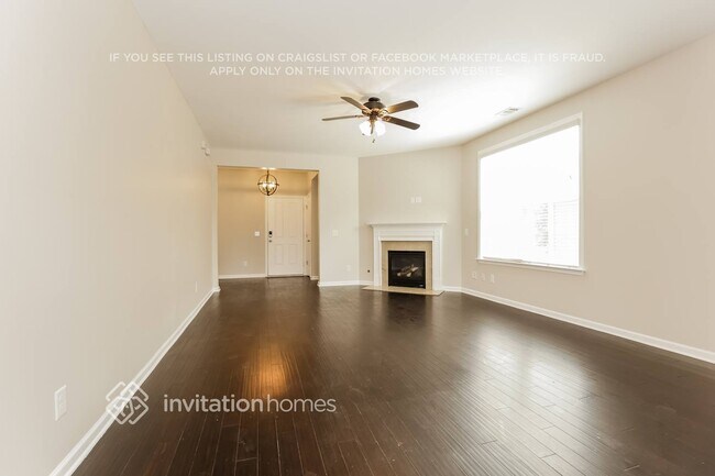 Building Photo - 1700 Stonewater Dr