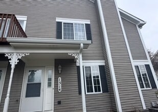 Building Photo - 1314 Sandhurst Ln
