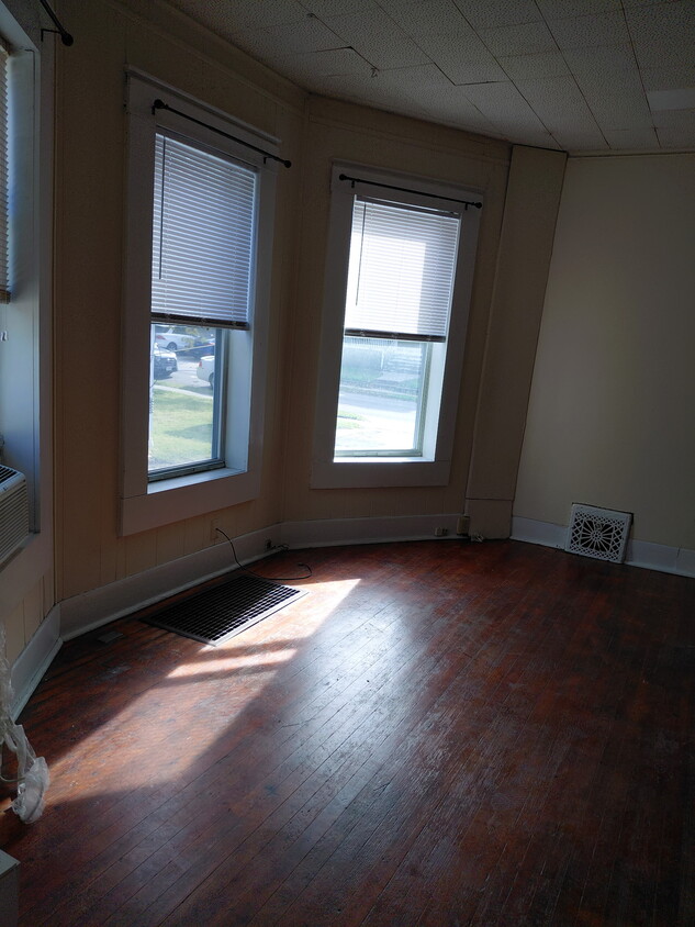 Foto principal - 1205 Paquin St