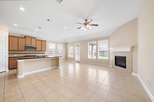 Foto del edificio - 5902 Skylar Meadows Ct