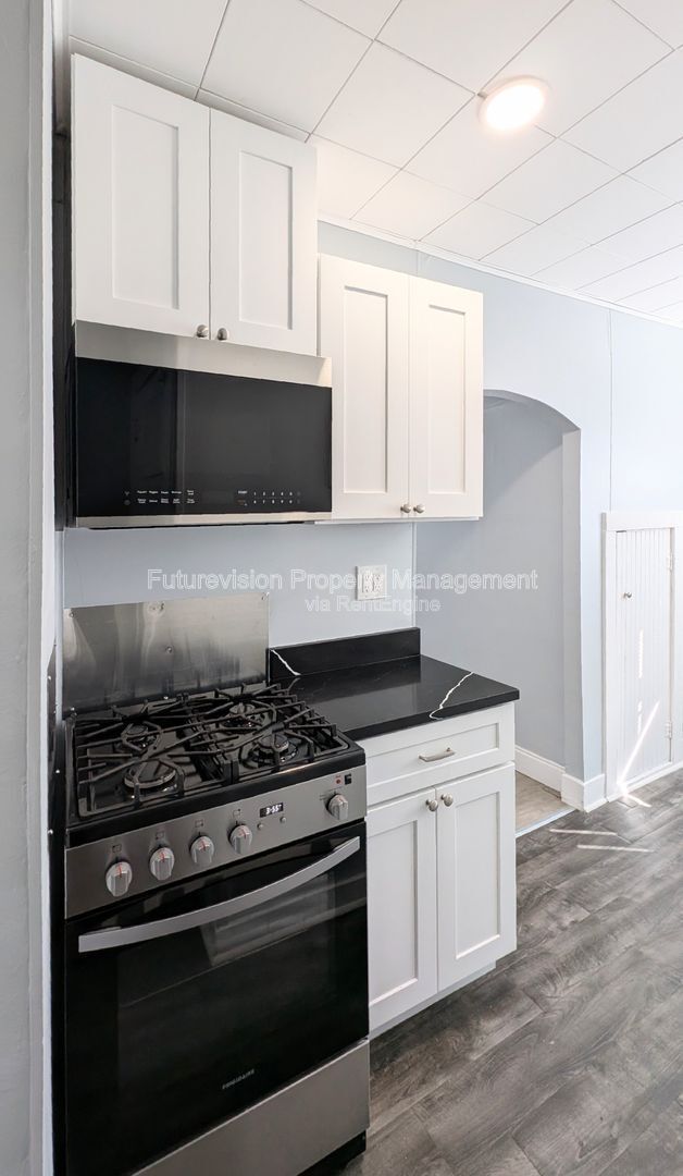 Foto del edificio - 1405 Connor Ave