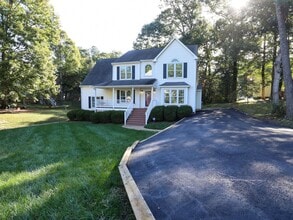 Building Photo - 6402 Willow Landing Way