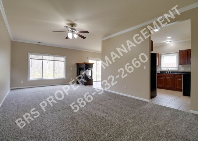 Building Photo - Ground Floor 2 BR, 2 BA condo with attached garage
