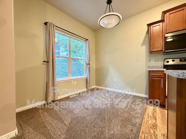 Building Photo - 14791 S Chandlerpoint Way