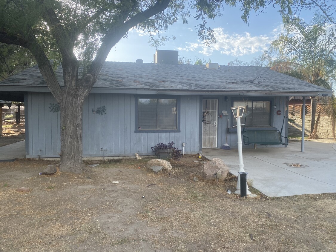 Foto principal - 9715 Glenn St
