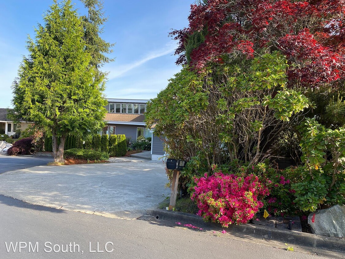 Primary Photo - 5 br, 4 bath House - 159 S 293rd St