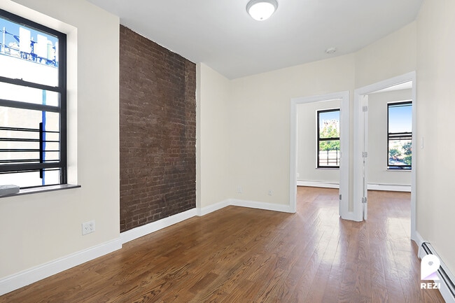 Building Photo - 2159 5th Ave