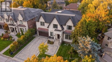 Building Photo - 5 Lloydminster Crescent