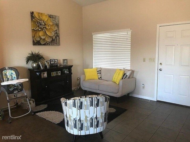 Foto del edificio - 4 br, 3 bath House - 6239 Newton Court