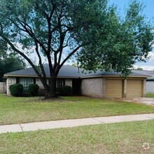 Building Photo - 15914 Quill Dr