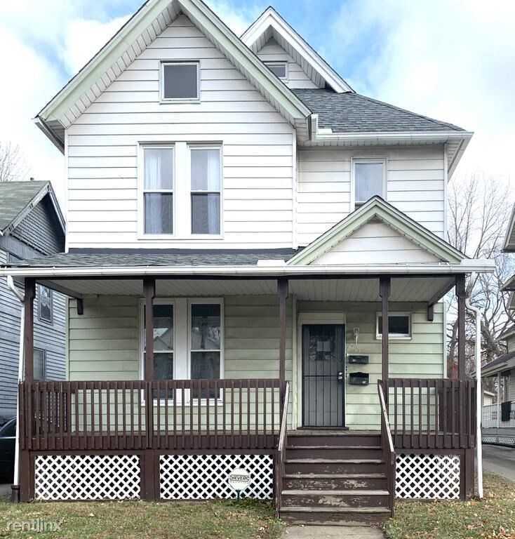 Primary Photo - 2207 E 87th St