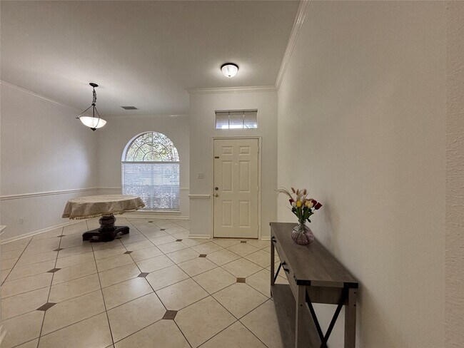 Foto del edificio - 1814 Senca Springs Ct