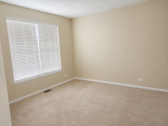 Building Photo - 388 Toccoa Ln