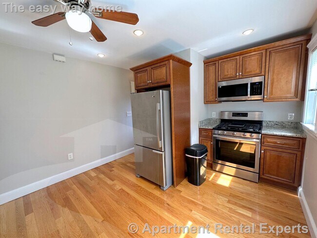Building Photo - Beautiful West Medford Renovation * Steps ...