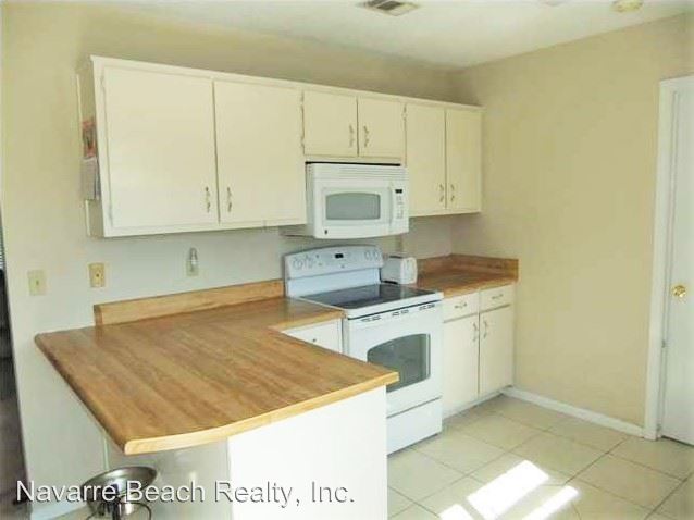 Building Photo - 2302 Frontera St