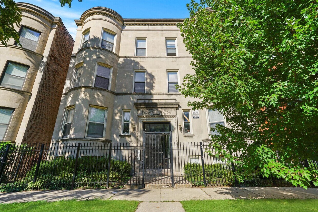 4544 S. Indiana Ave Chicago, IL, 60653 - 4544 S. Indiana Ave  Chicago, IL, 60653
