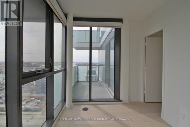 Building Photo - 16 Bonnycastle St