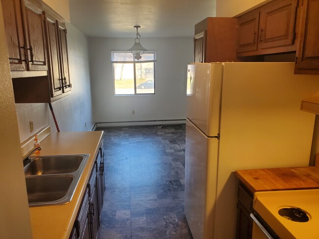 Kitchen - 3105 85th St
