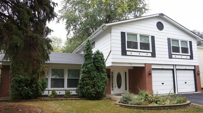 Building Photo - 7831 Kensington Ln